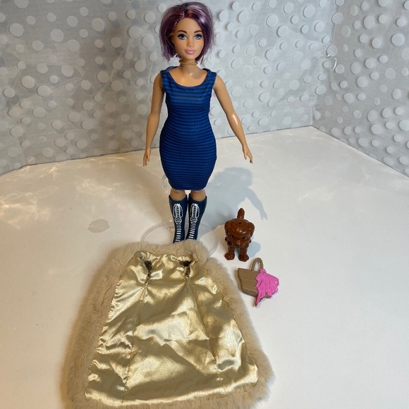 Barbie Curvy Brunette with Rainbow High 🐆Cheetah coat - Picture 9 of 10